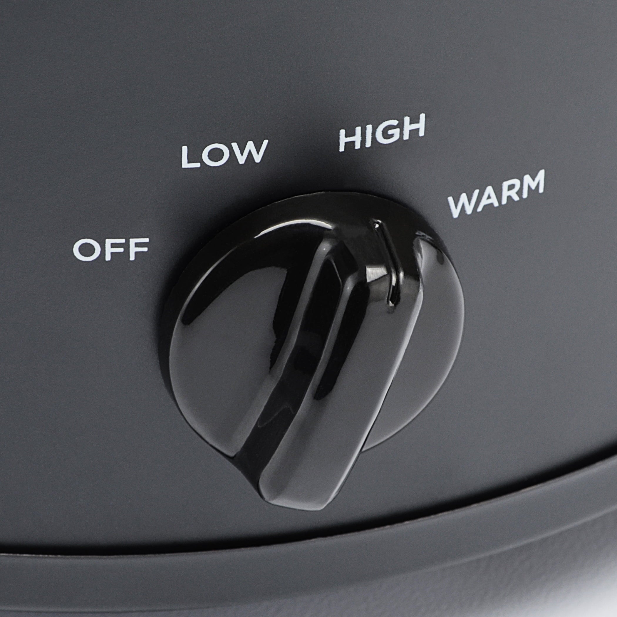 2 Quart Manual Slow Cooker, Durable Matte Black Finish - Image 3