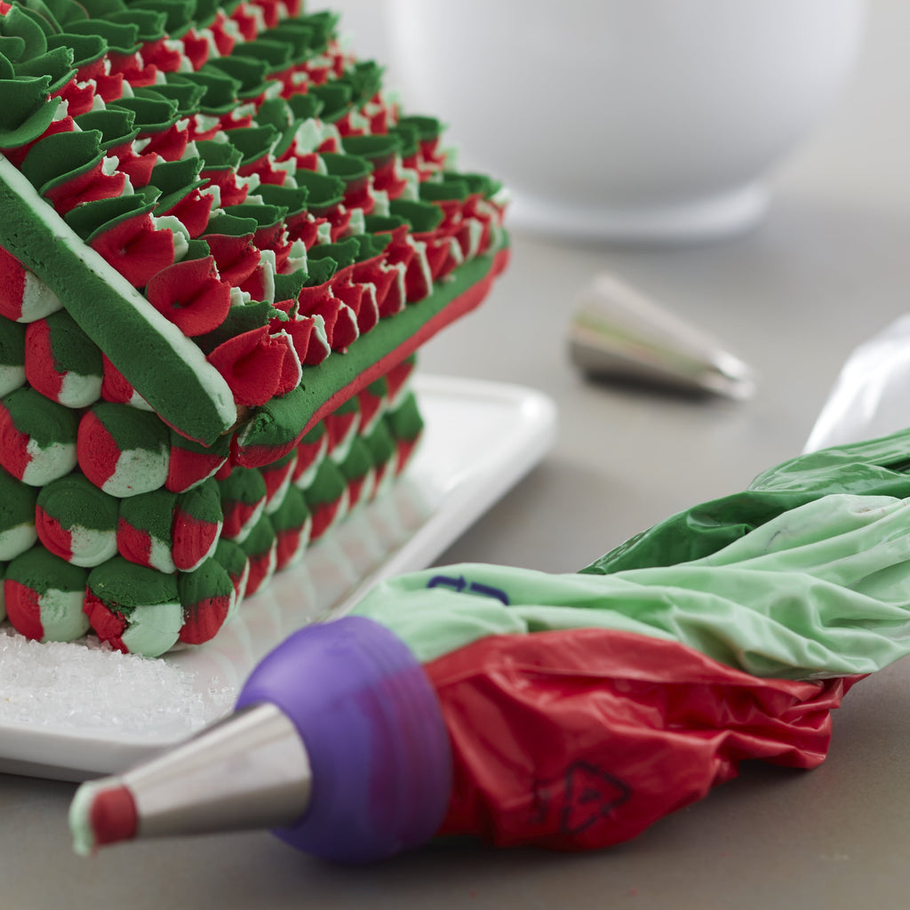 Wilton 16-inch Disposable Decorating Piping Bags, 12-Count, Plastic - Image 2