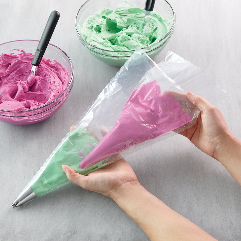 Wilton 16-inch Disposable Decorating Piping Bags, 12-Count, Plastic - Image 3
