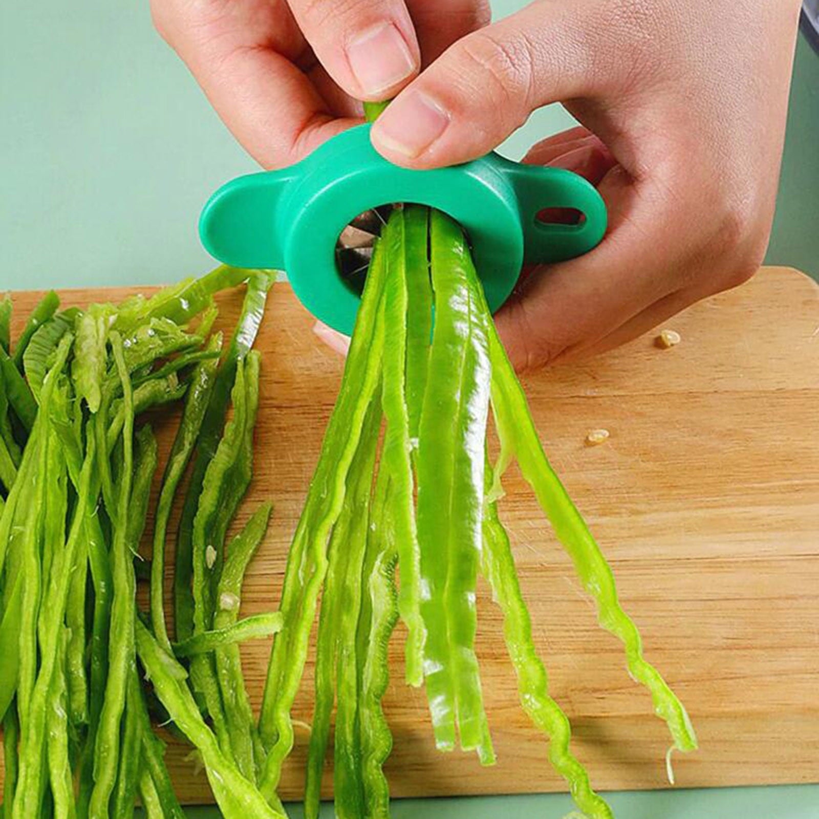 Gnmfd Multi-Function Vegetable Cutter Onion Shredder Slicer Chopper with Thick Thin Stainless Steel Blades, Quick Uniform Cutting Tool for K - Image 4