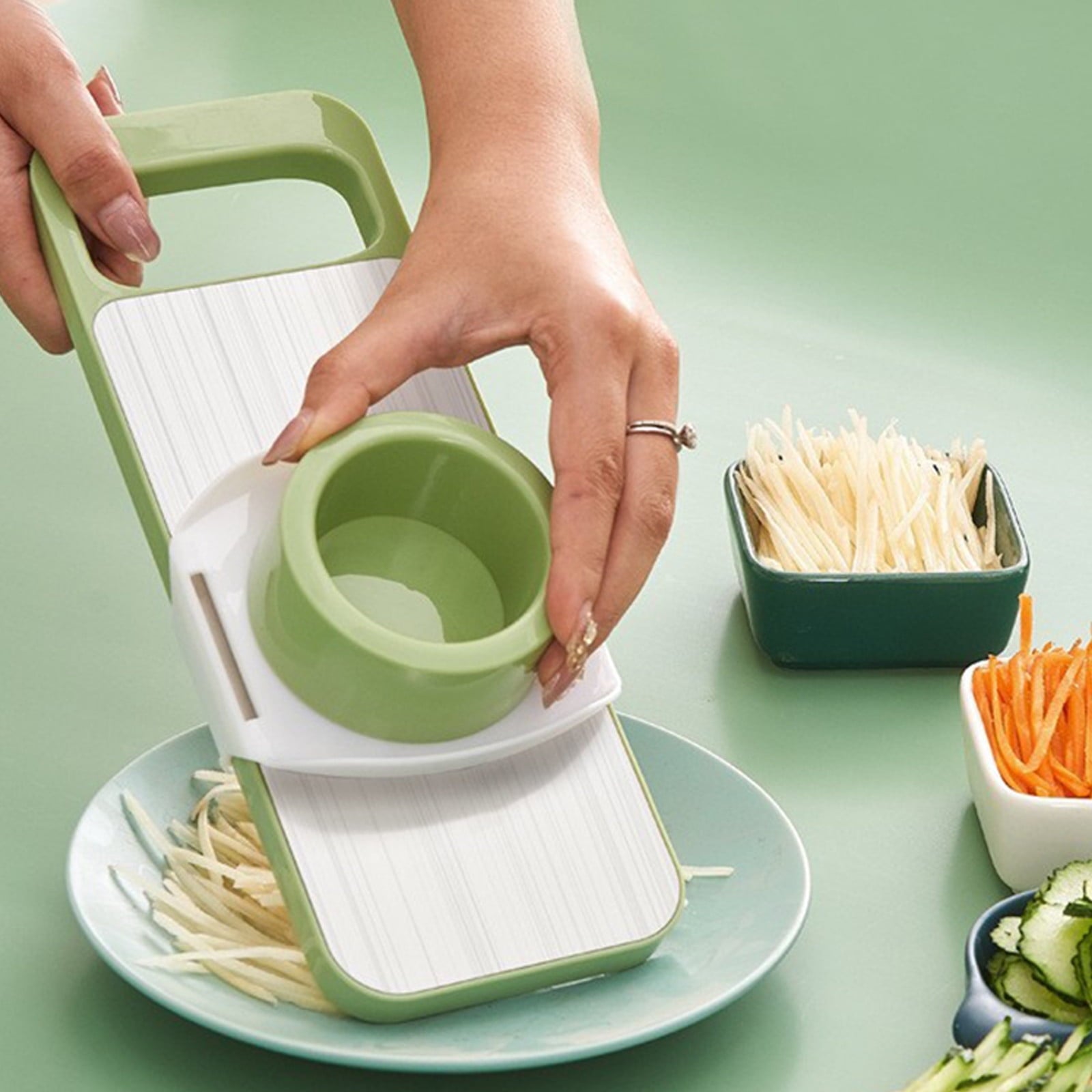 JASKFLY Multifunctional Grater with Five Cutting Tools Round Vegetable Chopper and Food Chopper with Convenient Container for Easy Food Prep - Image 5