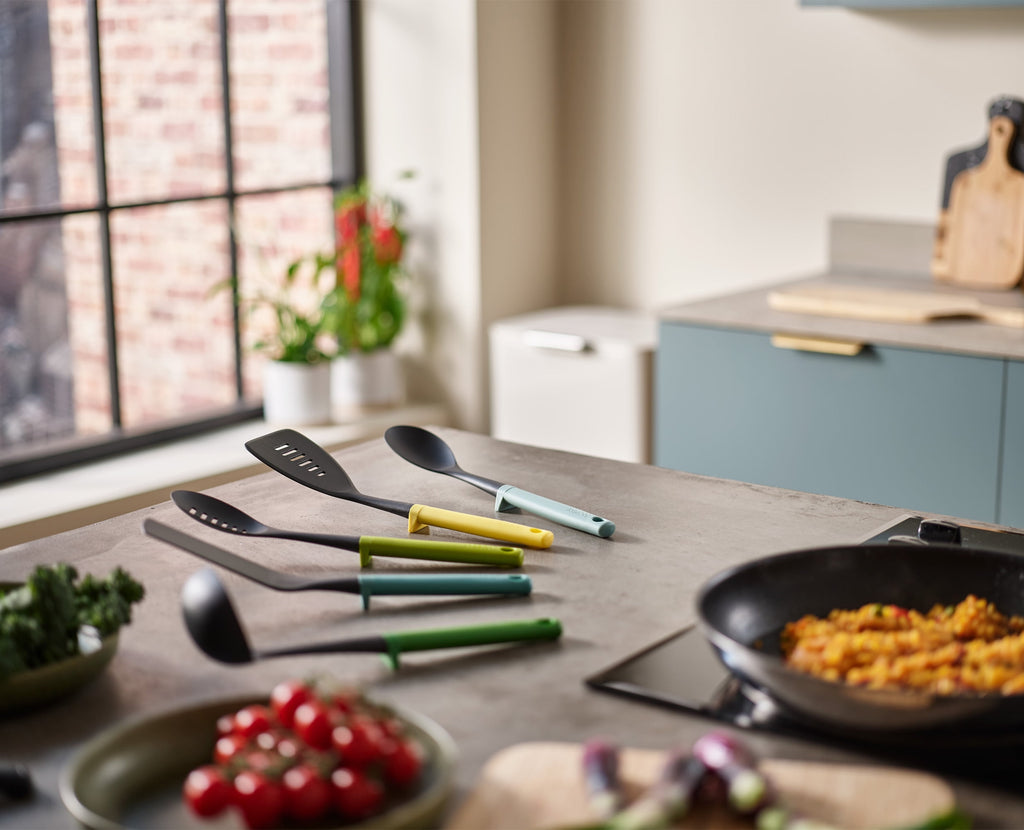 Duo 5-piece Cooking Utensil Set with Integrated Tool Rests - Image 3
