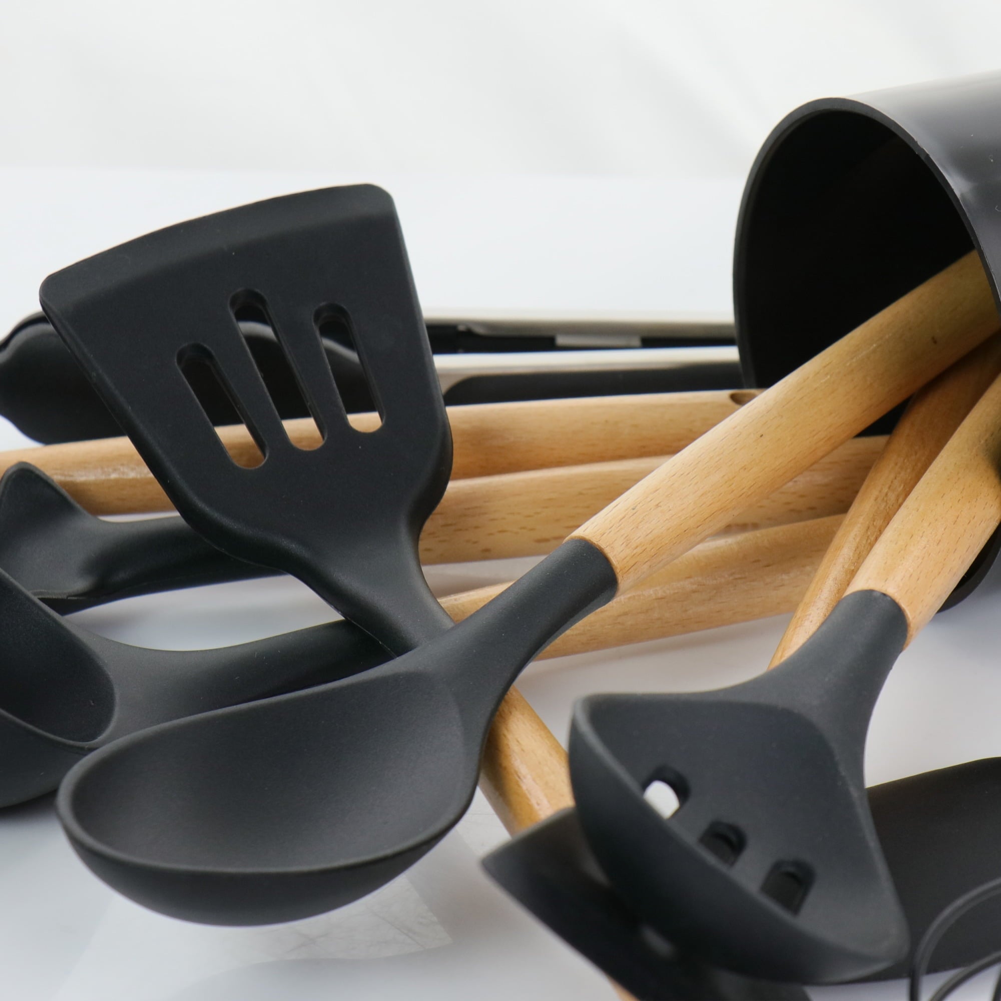 MegaChef Black 12 Piece Silicone and Wood Cooking Utensils - Image 2