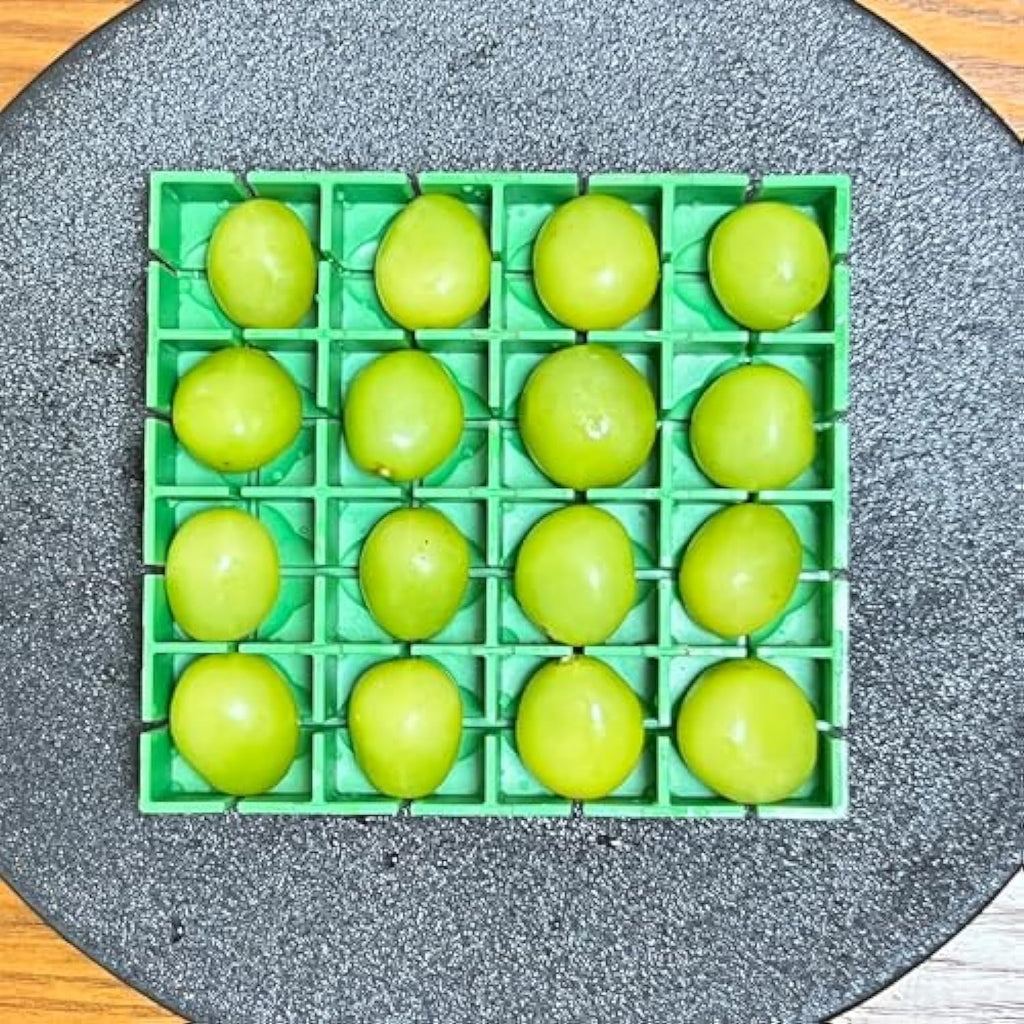 Grape Cutter Slicer Multifunction Fruit Cutter, 16 Grid Tomato Grape Slicer Halves Quarters, Food Grade Dishwasher Safe, Kitchen Fruit Prep