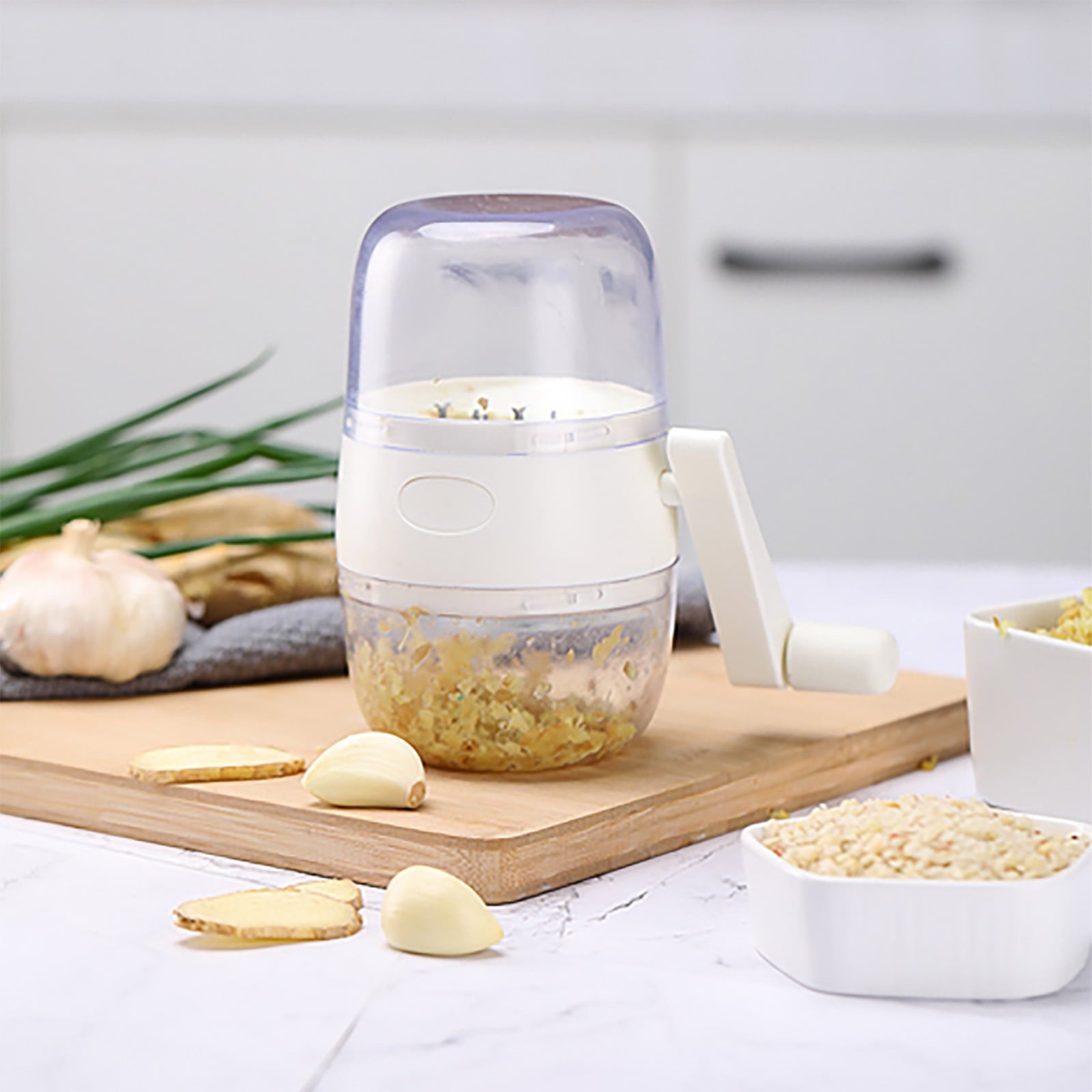 ZZkhGO Hand Crank Nut Grinder, Garlic Walnut Almond Chopper, Kitchen Tool for Chopping Crushing Grinding Food Prep