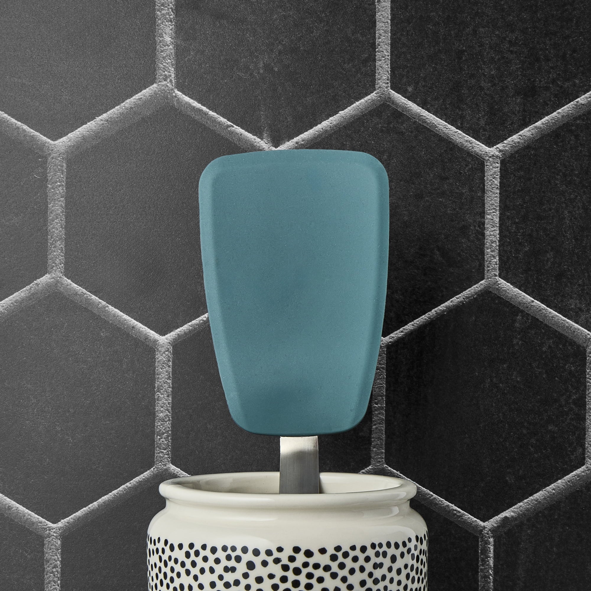 Thyme & Table Food-Safe Silicone Large Turner, Green - Image 6